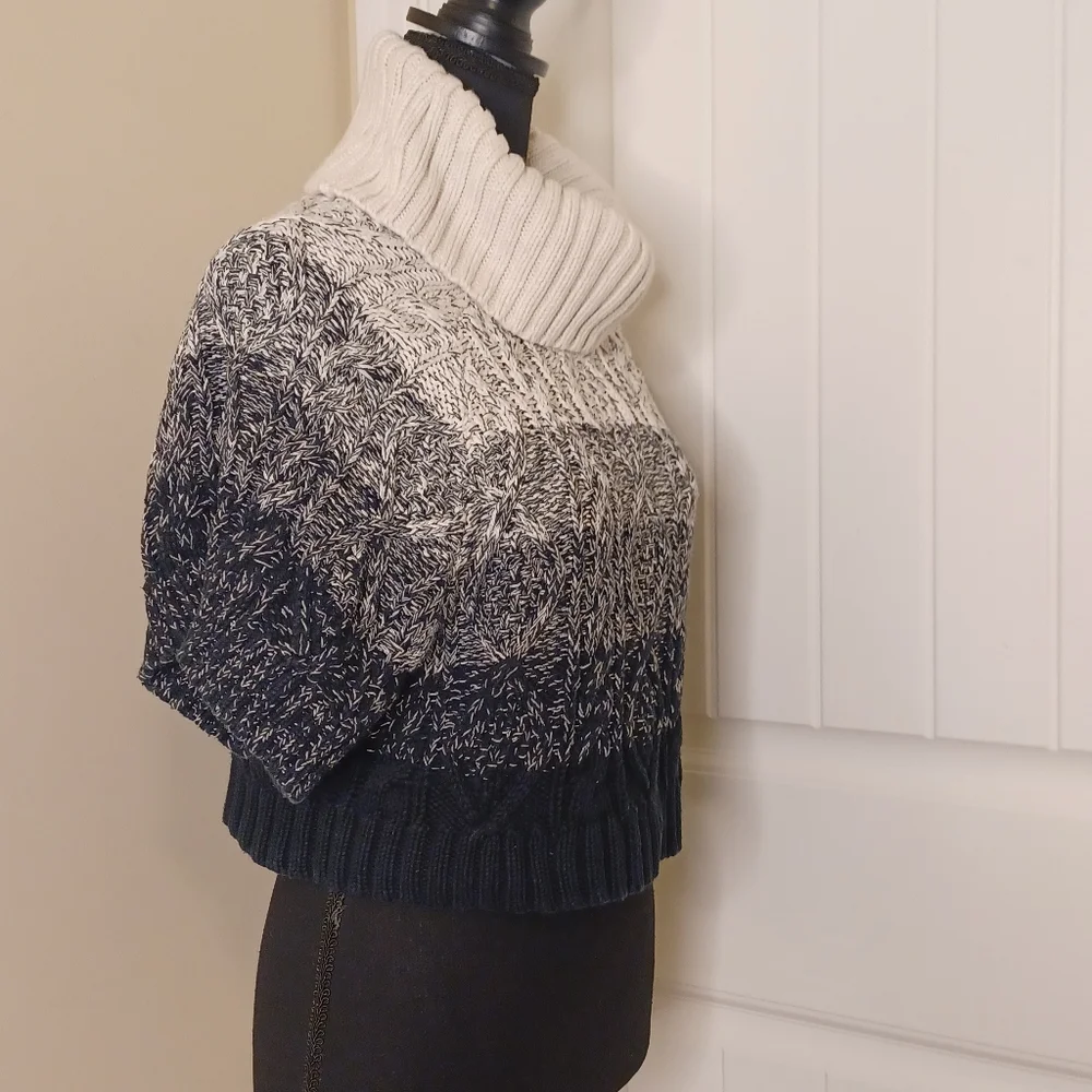 Alice + Olivia Florence Marled Crop Turtleneck Sweater Size Small Oversized_5